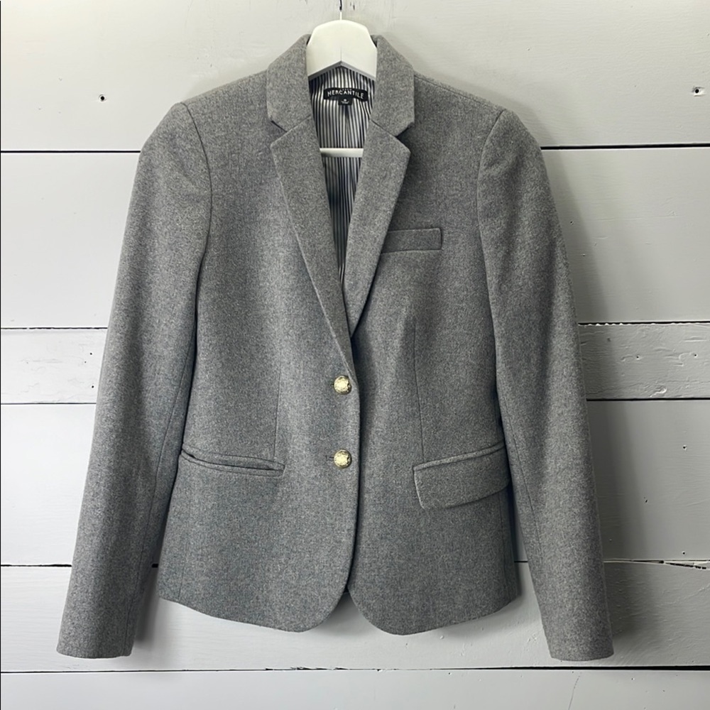 J Crew Gray Wool Suit Jacket with Structured Fit and Notched Lapels Size 0